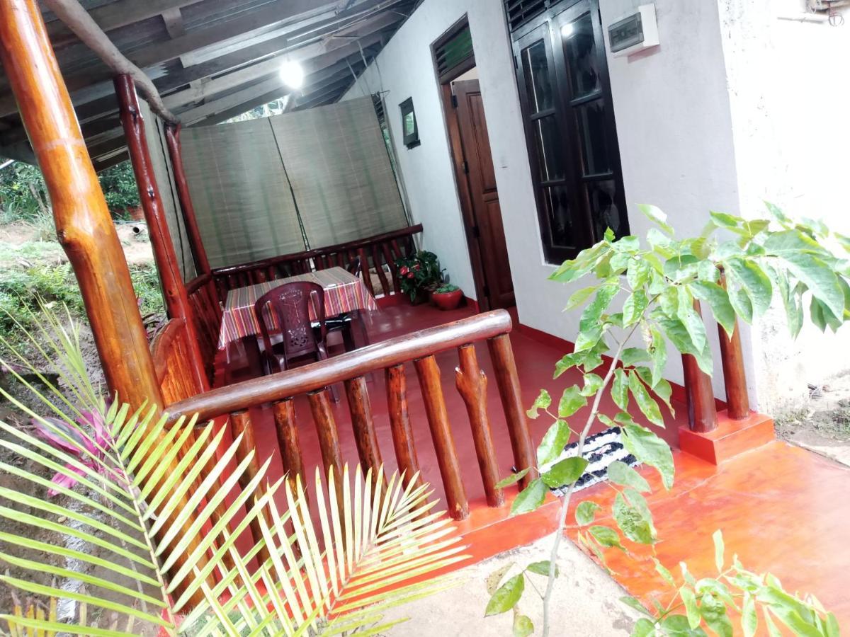 Nethanya Homestay 埃拉 外观 照片