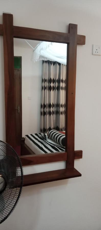 Nethanya Homestay 埃拉 外观 照片